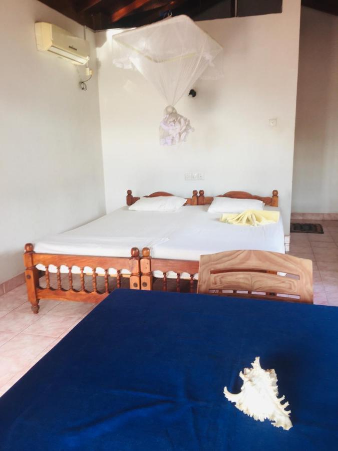 Dilena Beach Inn Tangalle Exterior foto